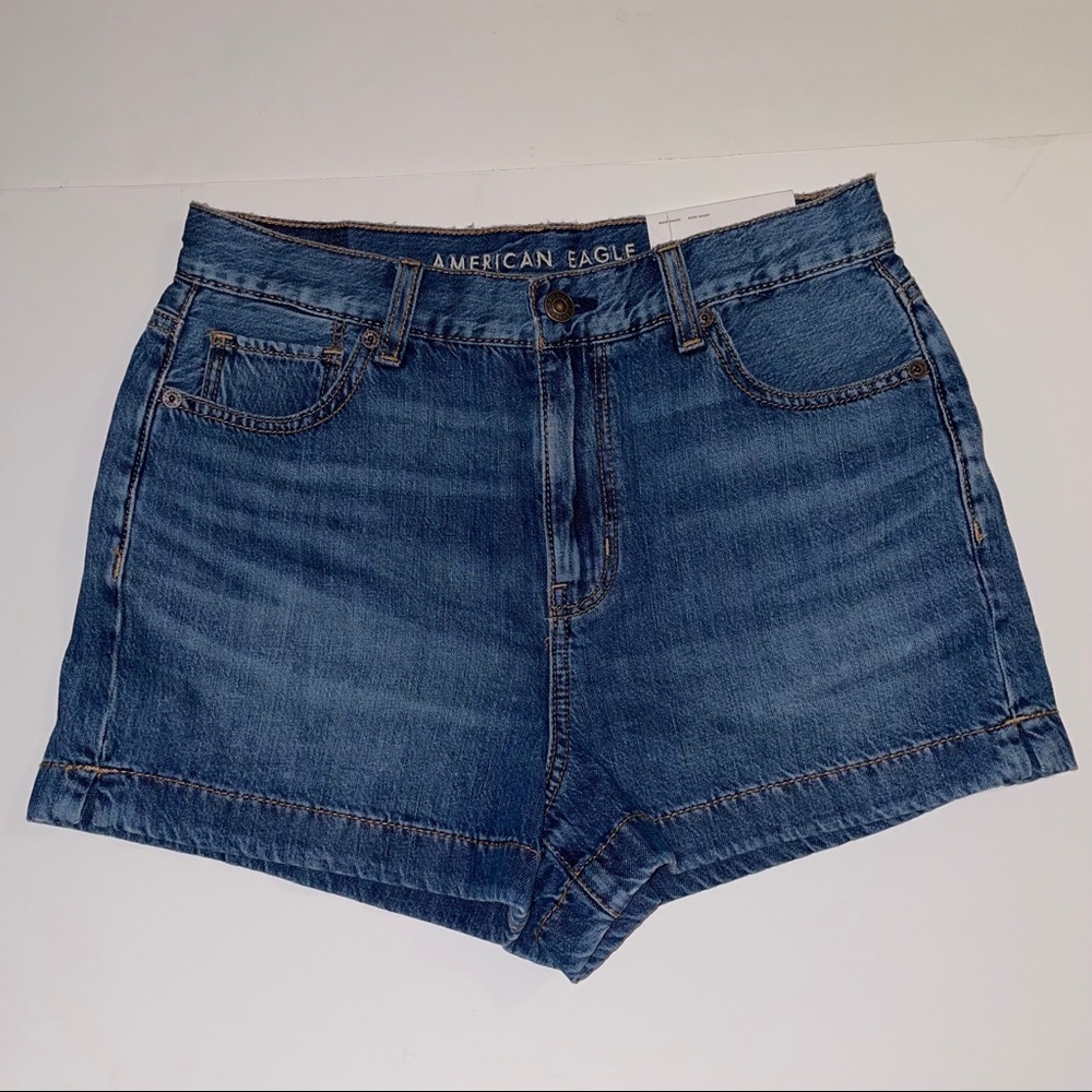 NWT American Eagle Mom Jean Shorts